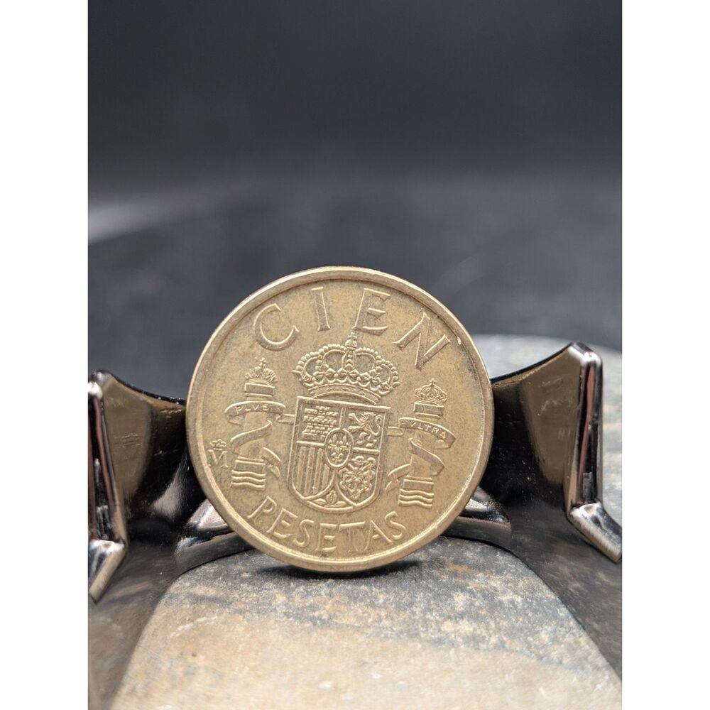 1988 Spain 100 Pesetas – Coat of Arms “Plus Ultra” – Spanish Coin – Circulated